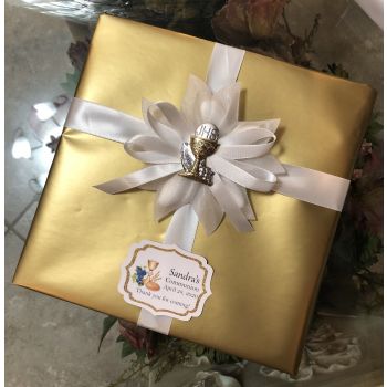 Wrapping with Confetti flower, Chalice and tag 