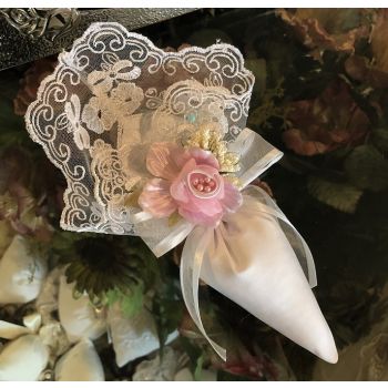 AF625  Italian lace Cone with craft flower, wedding , communion, bridal shower favors bomboniere