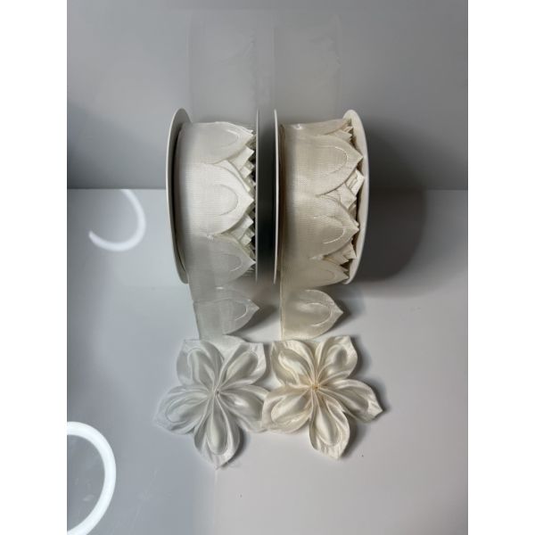 AR1352 Coccarde Ribbon DIY Confetti Flowers (various colors available)